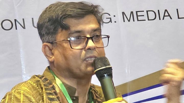 সরকারি পদ ছাড়ার পর একা হয়ে যাব : প্রেস সচিব