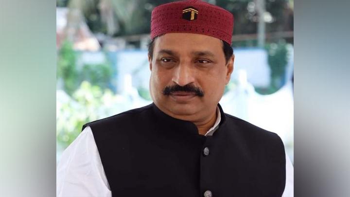 সাবেক এমপি নিজাম হাজারীসহ ১০ জনের দেশত্যাগে নিষেধাজ্ঞা