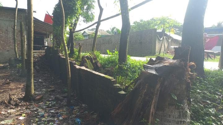 বরগুনায় প্রবাসীর পরিবারকে হুমকি, আদালতের নিষেধাজ্ঞা অমান্য করে রাতের আঁধারে ভাঙচুরের অভিযোগ