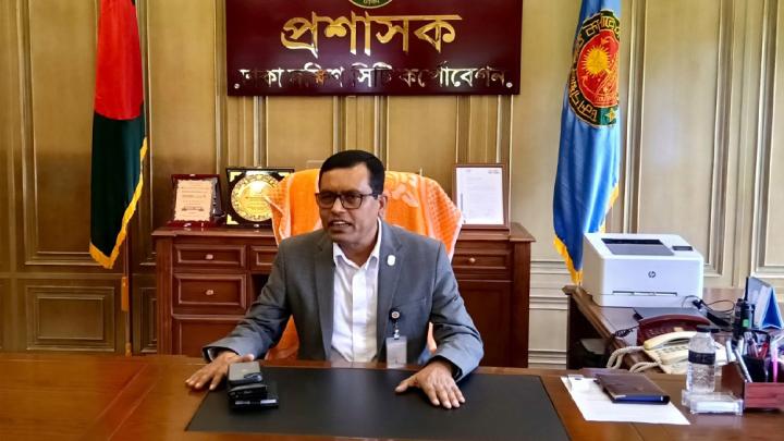 নগর ভবনে ফিরলেন ডিএসসিসি প্রশাসক, পেলেন অভ্যার্থনা