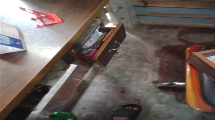 বাউফলে ১রাতে ১১ প্রতিষ্ঠানে চুরি