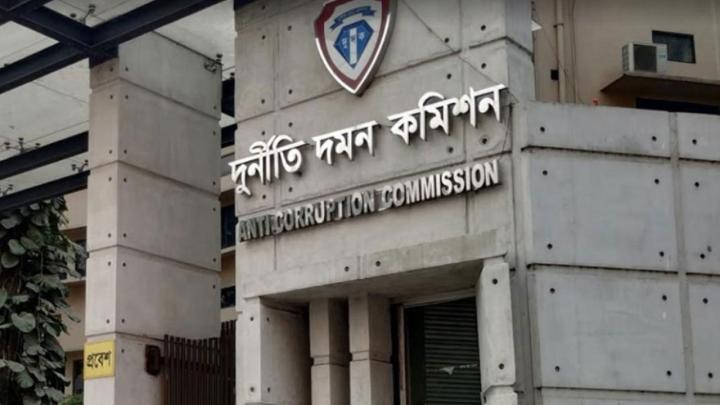 ২০৭ কোটি টাকা আত্মসাতের মামলায় আসামি এস আলম, রন ও রিক শিকদারসহ ২৬ জন