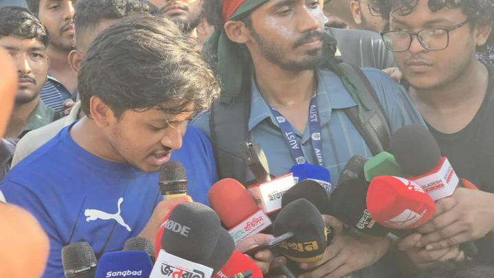 দাবি না মানা পর্যন্ত শাহবাগে অবস্থান কর্মসূচি প্রকৌশল শিক্ষার্থীদের