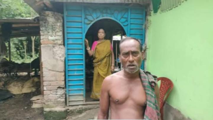 মান্দায় দুই বছর ধরে সমাজচ্যুত পরিবার: পূজামণ্ডপে যেতে বারণ