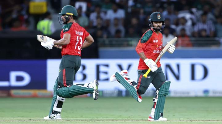 শ্রীলঙ্কাকে হারিয়ে সুপার ফোরের যাত্রা শুরু বাংলাদেশের