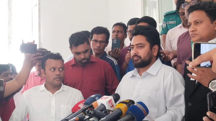 বিচারের মাধ্যমেই আওয়ামী লীগের বিষয়ে ফয়সালা করতে হবে : নাহিদ ইসলাম