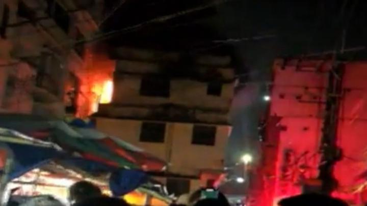 চসিকের ওয়ার্ড কার্যালয়ে আগুন