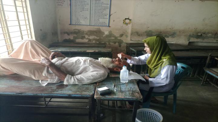 কয়রায় বিনামূল্যে চক্ষু শিবির ক্যাম্প অনুষ্ঠিত