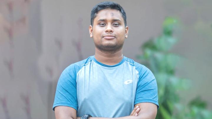 হাসিনার পক্ষের লোকদের ঘুসের বিনিময়ে পদায়ন করা হচ্ছে: হাসনাত