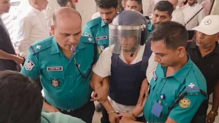দেশবিরোধী প্রচারণায় অর্থযোগান: সেলিম প্রধানকে গ্রেপ্তার দেখালেন আদালত