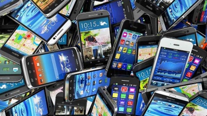 বন্ধ হচ্ছে অবৈধ মোবাইল ফোন, কীভাবে জানবেন বৈধ কিনা বন্ধ হচ্ছে অবৈধ মোবাইল ফোন, কীভাবে জানবেন বৈধ কিনা