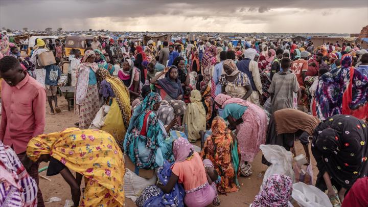 সুদানে কী হচ্ছে, কারা এত মানুষকে হত্যা করছে?