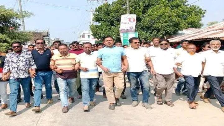 কয়রায় বিএনপির সন্ত্রাস বিরোধী বিক্ষোভ মিছিল