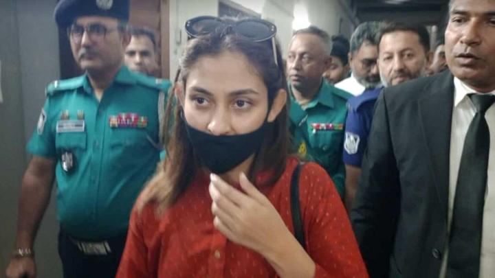 আত্মসমর্পণের পর জামিন পেলেন অভিনেত্রী মেহজাবীন