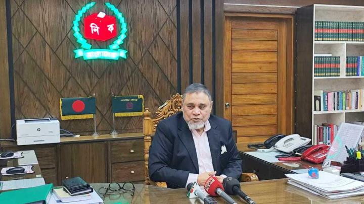 চ্যালেঞ্জ থাকলেও অবাধ ও গ্রহণযোগ্য নির্বাচন দিতে প্রস্তুত ইসি : সিইসি