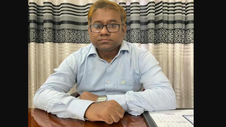 শেরপুরের আনিসুর রহমান এখন বিসিএস ক্যাডার!