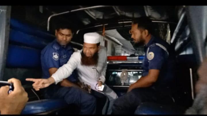 বরগুনায় ভ্রাম্যমাণ আদালতের অভিযানে ৪ জন  ভুয়া ডাক্তার আটক