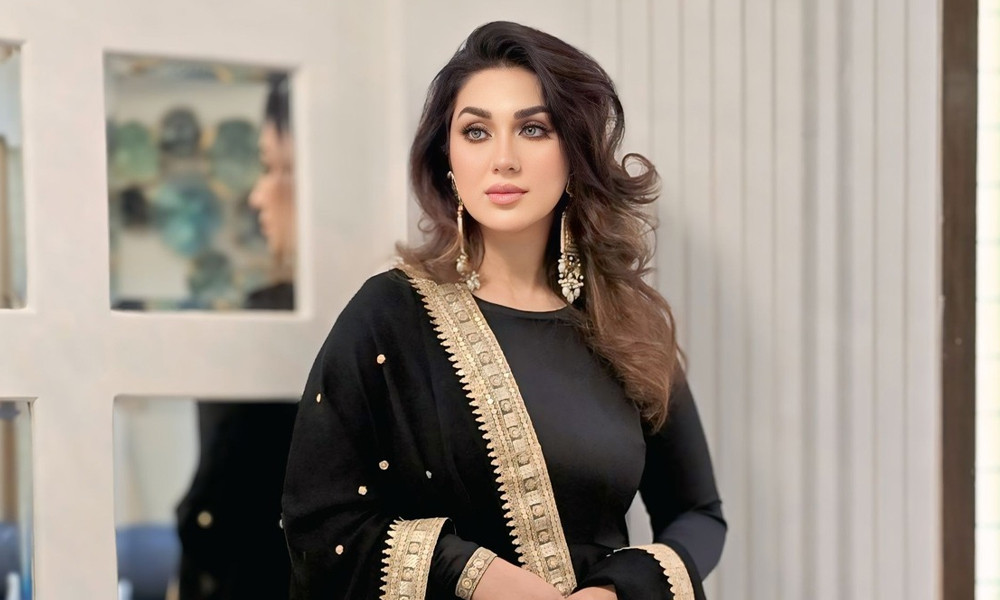 ঢালিউড এখন ‘ডাস্টবিন’ ছাড়া কিছুই না : অপু বিশ্বাস