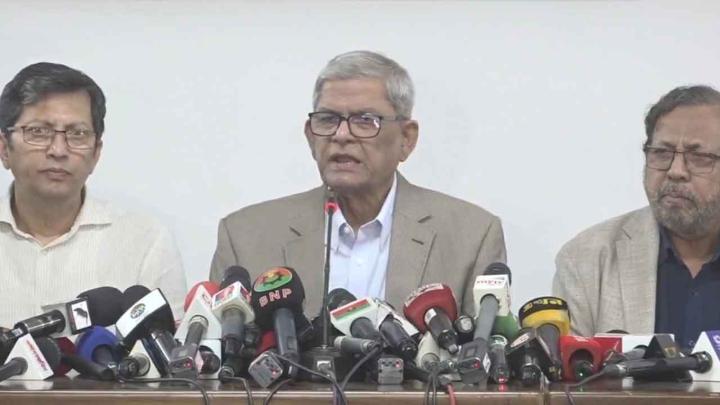 খালেদা জিয়াকে বিদেশে নেওয়ার অবস্থা এখন নেই : মির্জা ফখরুল