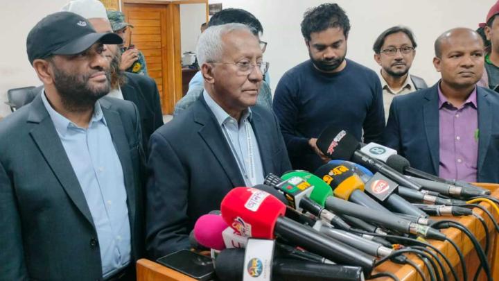 তারেক রহমান ভোটার হননি, তবে আবেদন সাপেক্ষে ভোট দিতে পারবেন