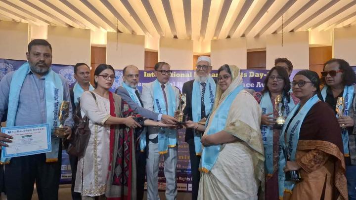 বিশ্ব মানবাধিকার দিবস উপলক্ষে আন্তর্জাতিক প্রবাসী মানবাধিকার ফাউন্ডেশন এর পক্ষ থেকে শীতবস্ত