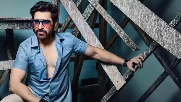 শুটিং সেটে দুর্ঘটনা, আহত জিৎ