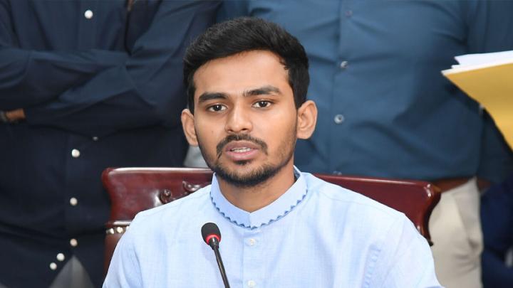 নির্বাচনী ফান্ড ও ক্যাম্পেইনের সবশেষ তথ্য জানালেন আসিফ মাহমুদ