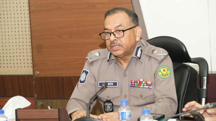 স্বাভাবিক পরিস্থিতি বজায় রেখেই জননিরাপত্তা নিশ্চিতের নির্দেশ