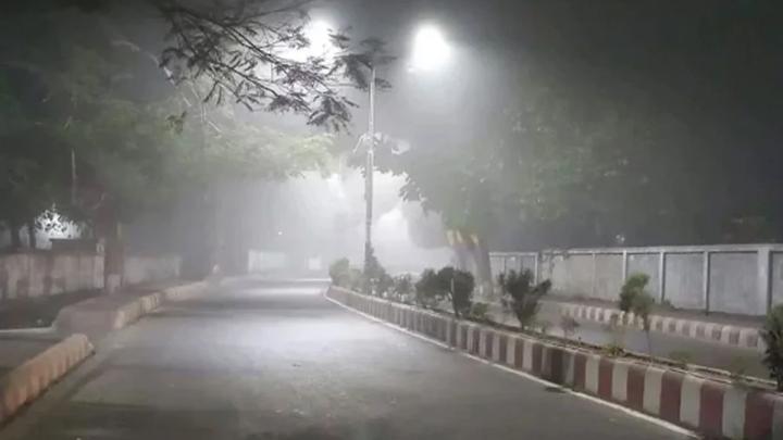 রাতে ঢাকায় শীত আরো বাড়বে