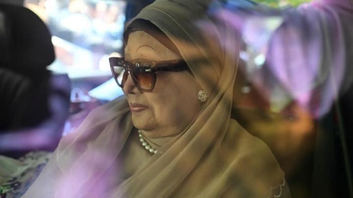 রাষ্ট্রীয় মর্যাদায় দাফন করা হবে খালেদা জিয়াকে