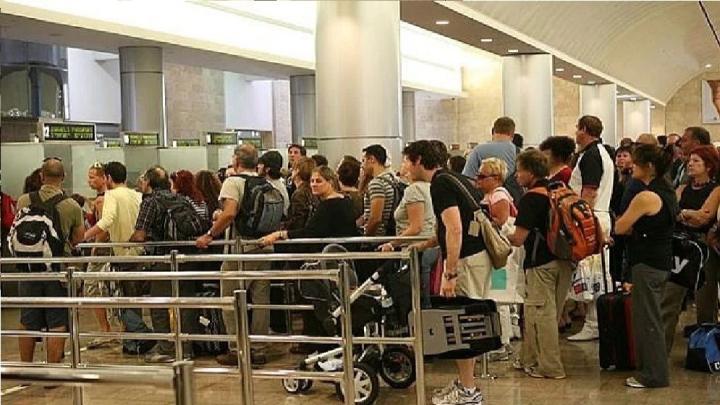 এক বছরে ইসরাইল ছেড়েছে প্রায় ৭০ হাজার ইহুদি