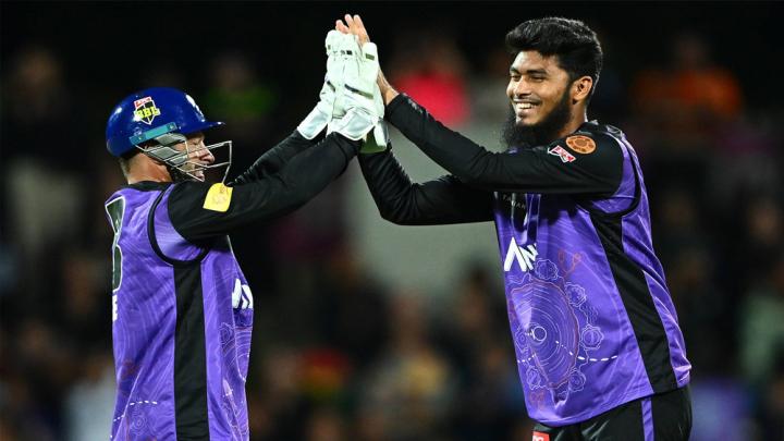 সাকিবের রেকর্ড ভাঙলেন রিশাদ হোসেন