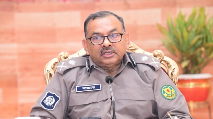 দল-মতের ঊর্ধ্বে থেকে ত্রুটিবিহীন নির্বাচন উপহার দিতে হবে : ডিএমপি কমিশনার