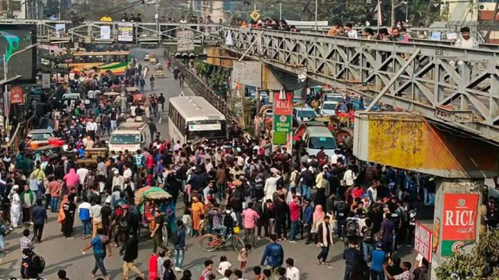 মার্চ টু যমুনার হুঁশিয়ারি সাত কলেজ শিক্ষার্থীদের