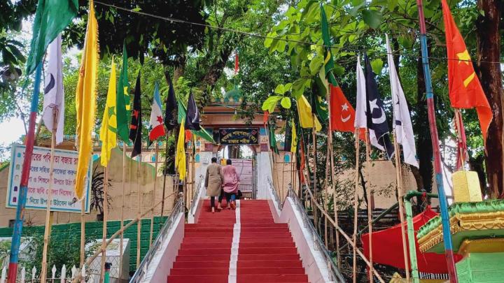 মাধবপুরে মাজার প্রাঙ্গণে গান-বাজনা ও অসামাজিক কার্যকলাপ আয়োজন বন্ধের দাবি