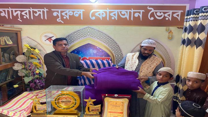 বাংলাদেশ ডেন্টাল পরিষদের উদ্যোগে শীতার্তদের মাঝে শীতবস্ত্র বিতরণ