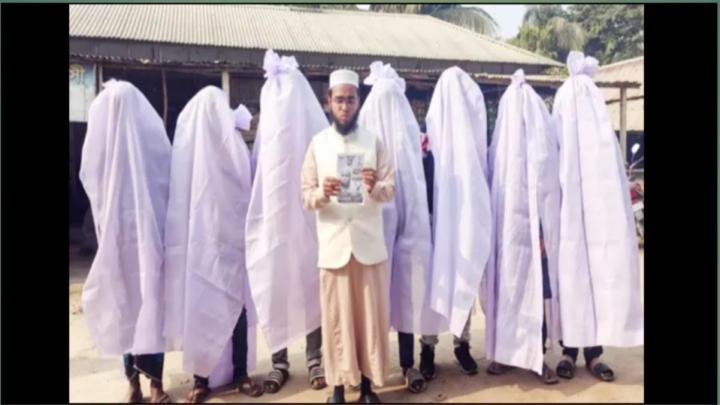 ফরিদপুরে কাফনের কাপড় পরে জাতীয় পার্টি প্রার্থীর নির্বাচনি প্রচারণা