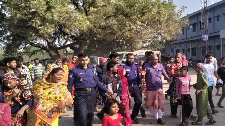 চাঁপাইনবাবগঞ্জে তুচ্ছ ঘটনায় জেলেকে পিটিয়ে হত্যা, নারীসহ আটক ৭