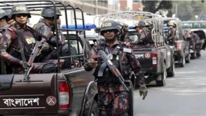 ৩ জেলায় নামছে ৩৮ প্লাটুন বিজিবি, রাজধানীর প্রবেশপথে বসবে চেকপোস্ট