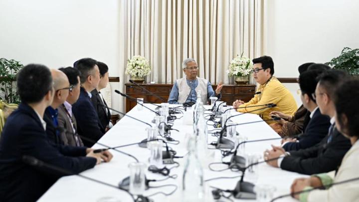 যে সরকারই আসুক, চীন-বাংলাদেশের মধ্যে কাজ চলমান থাকতে হবে: প্রধান উপদেষ্টা