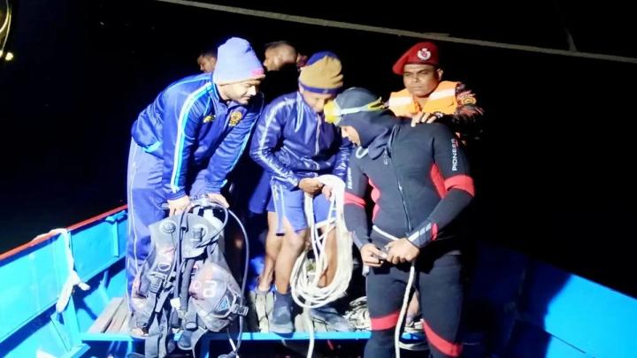 পদ্মায় ঘুরতে গিয়ে গোসলে নেমে কলেজছাত্র নিখোঁজ