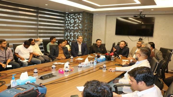 চট্টগ্রাম বন্দরে অচলাবস্থা নিরসনে ১০ ব্যবসায়ী সংগঠনের যৌথ বিবৃতি