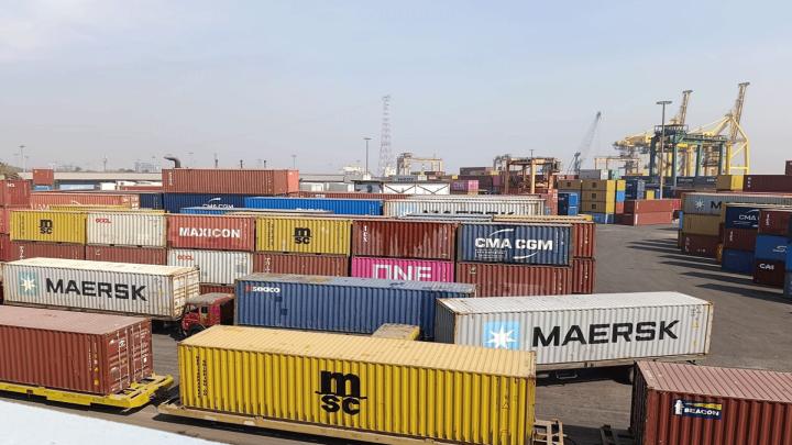 উপদেষ্টার আশ্বাসে বন্দরের কর্মবিরতি দুইদিন স্থগিত