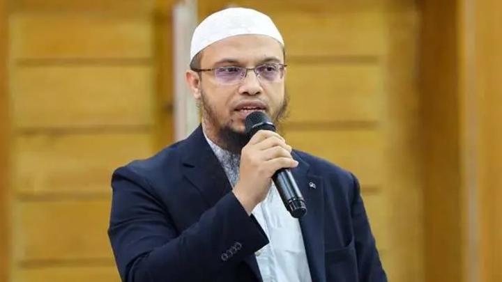 এপস্টেইন ফাইল নিয়ে শায়খ আহমদুল্লাহর পোস্ট