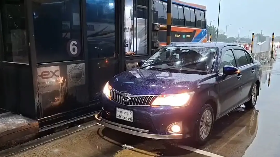 পদ্মা সেতুতে ঈদযাত্রার রেকর্ড : ৫৮ ঘণ্টায় টোল আদায় প্রায় ১২ কোটি টাকা