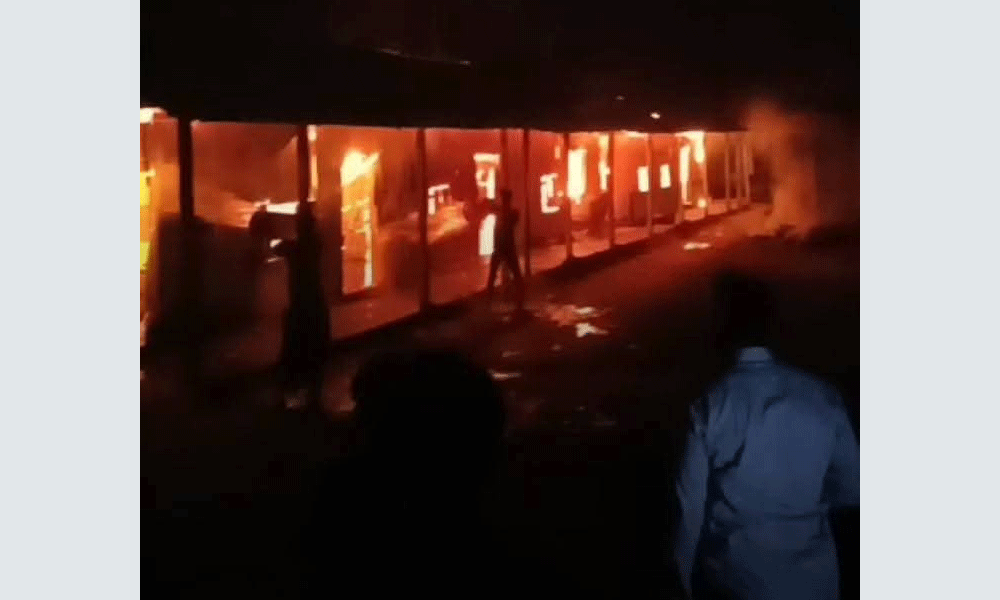 লাকসামে মাদরাসা আগুনে পুড়ে ছাই