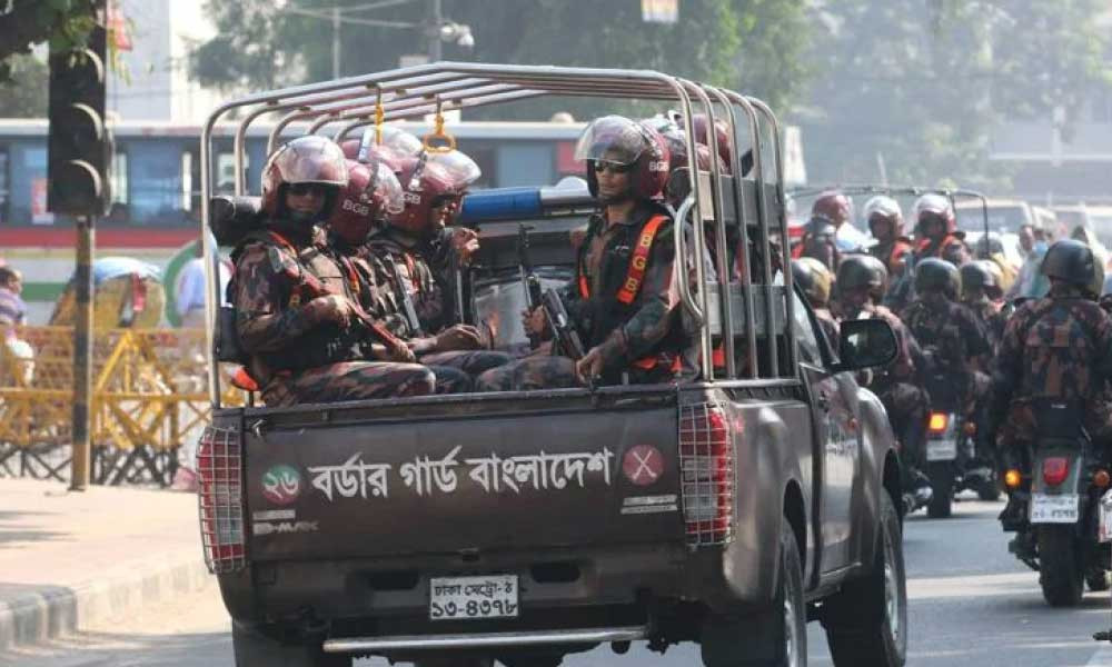 সারা দেশে প্রায় ১০ হাজার বিজিবি মোতায়েন