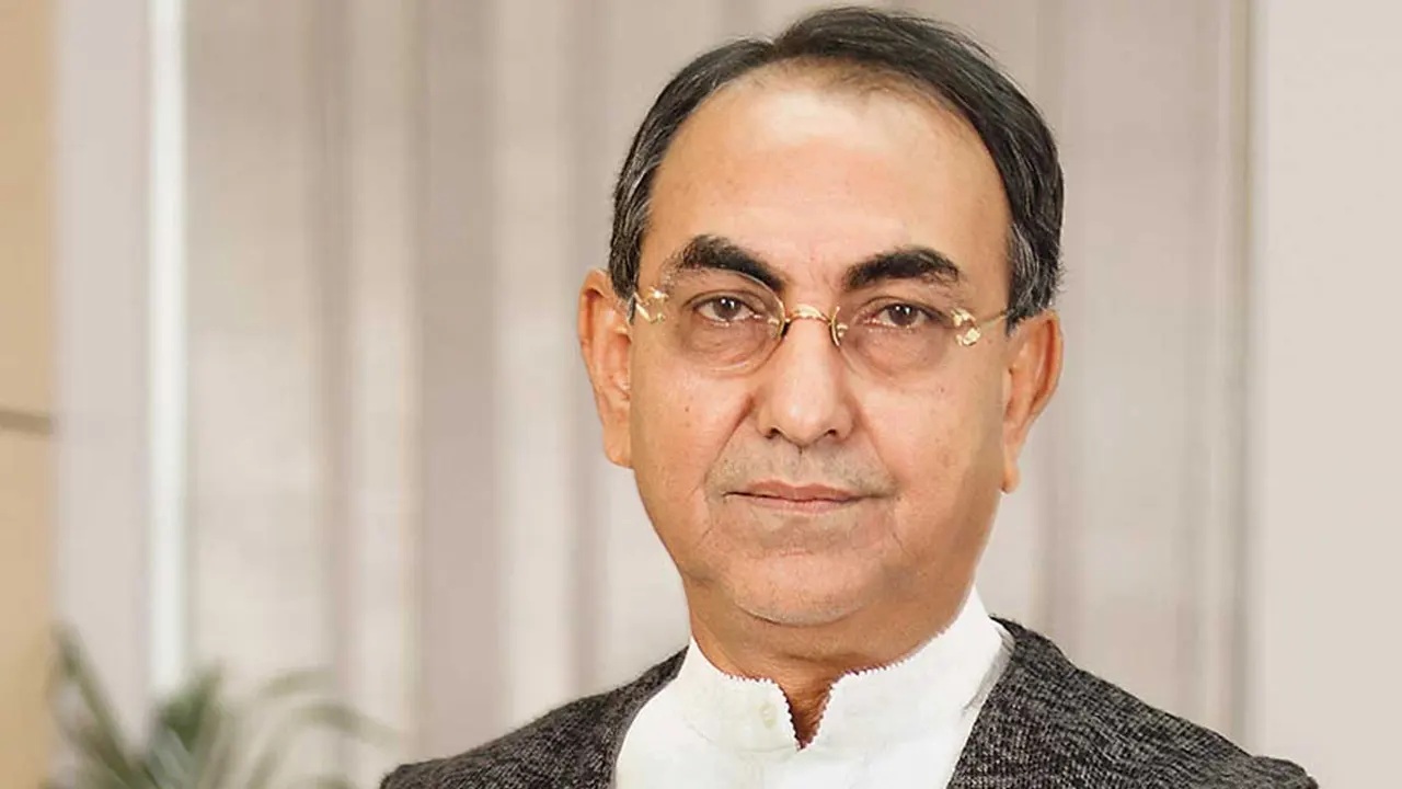 দেশে ফিরছেন মির্জা আব্বাস