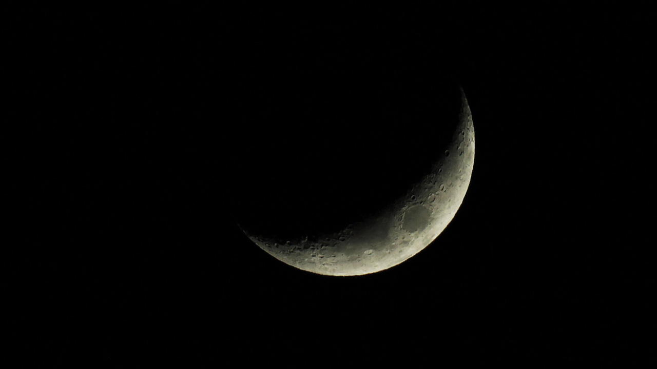 সৌদিতে চাঁদ দেখা গেছে, কাল থেকে রোজা শুরু