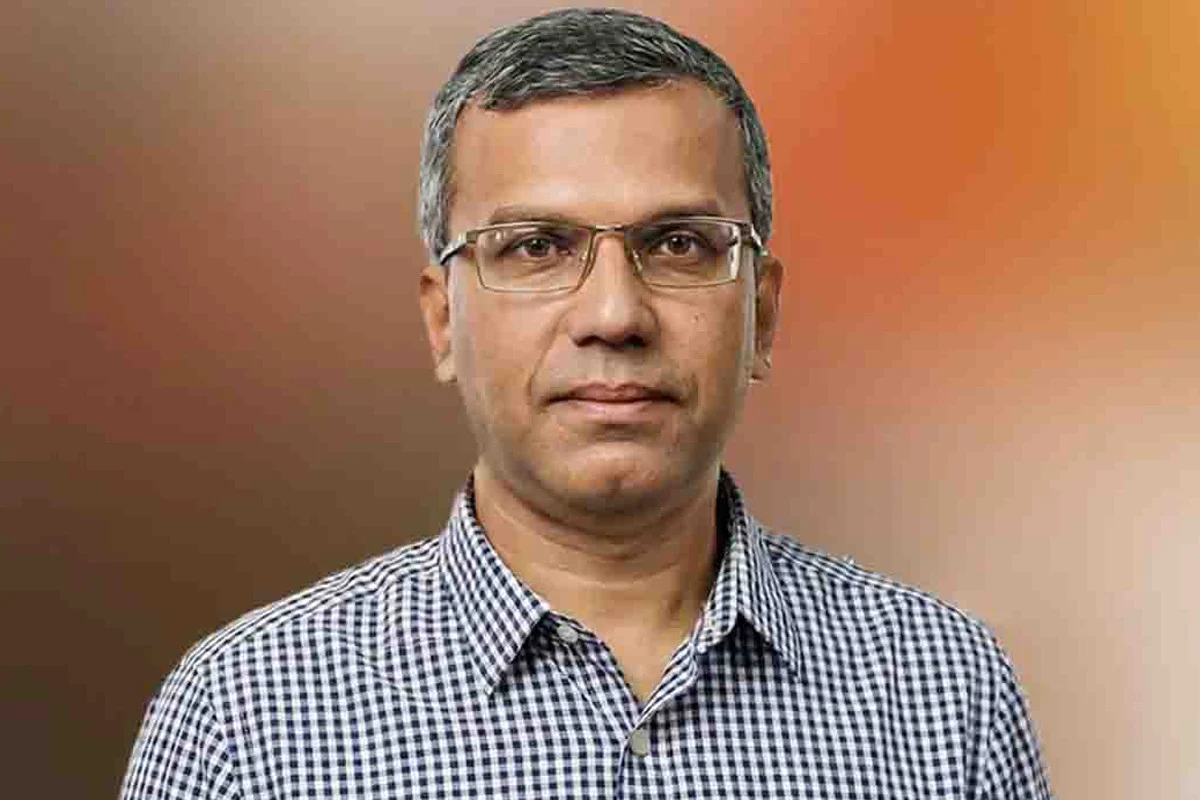 পাঁচ ব্যাংক একীভূতকরণ প্রক্রিয়া চলবে: গভর্নর